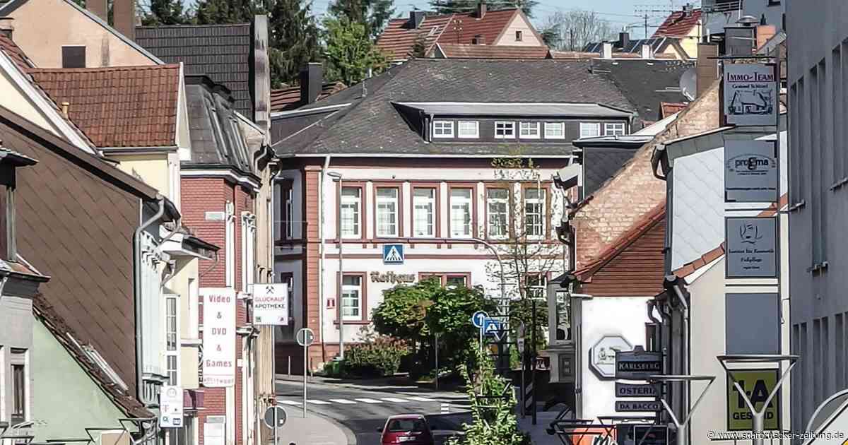 Rathaus Bexbach nur nach Voranmeldung betretbar - Saarbrücker Zeitung