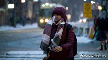 Psychologists worry about mental health in first full COVID-19 winter