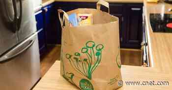 Amazon rolls out one-hour grocery pickup at Whole Foods stores in US     - CNET
