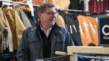 Photos of Scott Moe shopping while unmasked draws online ire