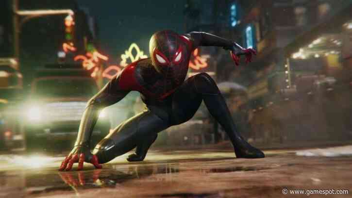 Spider-Man: Miles Morales Features A Hooded Crimson Cowl Costume
