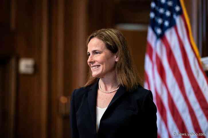 Democrats seize on U.S. Supreme Court election deadlock in Barrett fight