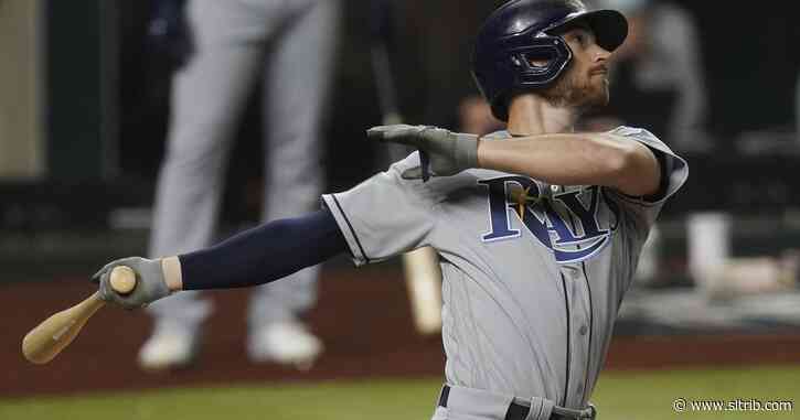 World Series Game 2: Lowe powers Rays past Dodgers, 6-4