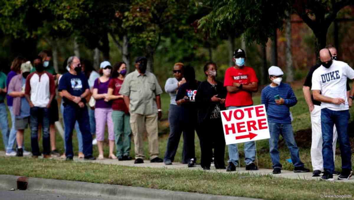 "Early Voters" in den USA: Stundenlanges Warten bei der Stimmabgabe - DER SPIEGEL