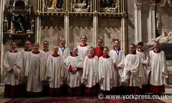 School choir takes new role