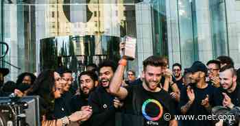iPhone 12 launch shouldn't be a COVID-19 superspreader event. Skip the stores     - CNET