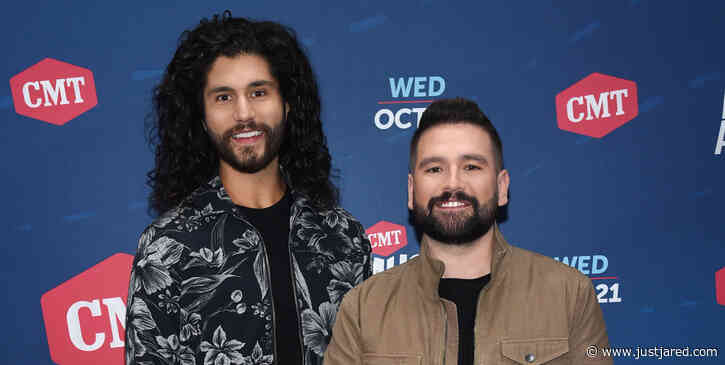 Dan + Shay Win Duo Video of the Year at CMT Awards 2020!