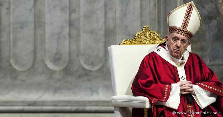 Papa Francesco censurato dal Vaticano sulle unioni civili. E le sue frasi rivoluzionarie tagliate ad hoc