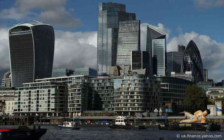 Partner at major law firm criticises 100k starting salaries for newly qualified solicitors