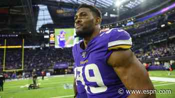 Source: Vikes' Hunter having surgery, out for '20