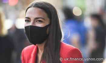 AOC played Among Us and achieved what most politicians fail at: acting normal