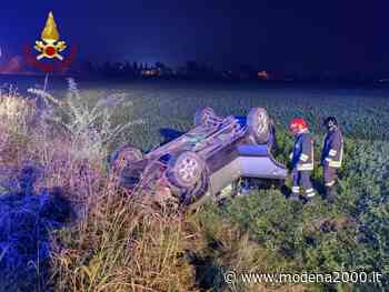 Auto fuori strada sulla SP 468R, un ferito - Modena 2000