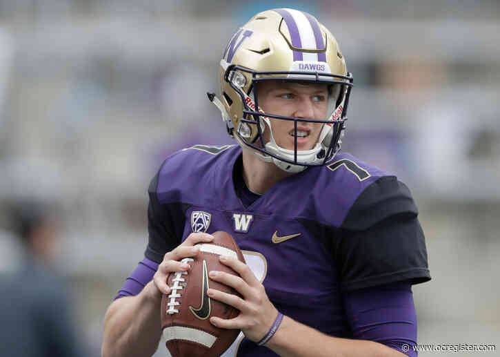 UCLA backup QB Colson Yankoff moving to wide receiver