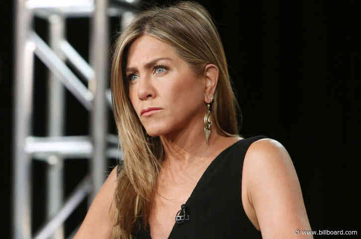 Jennifer Aniston Says It’s ‘Not Funny to Vote for Kanye,’ Pleads With Americans to ‘Be Responsible’