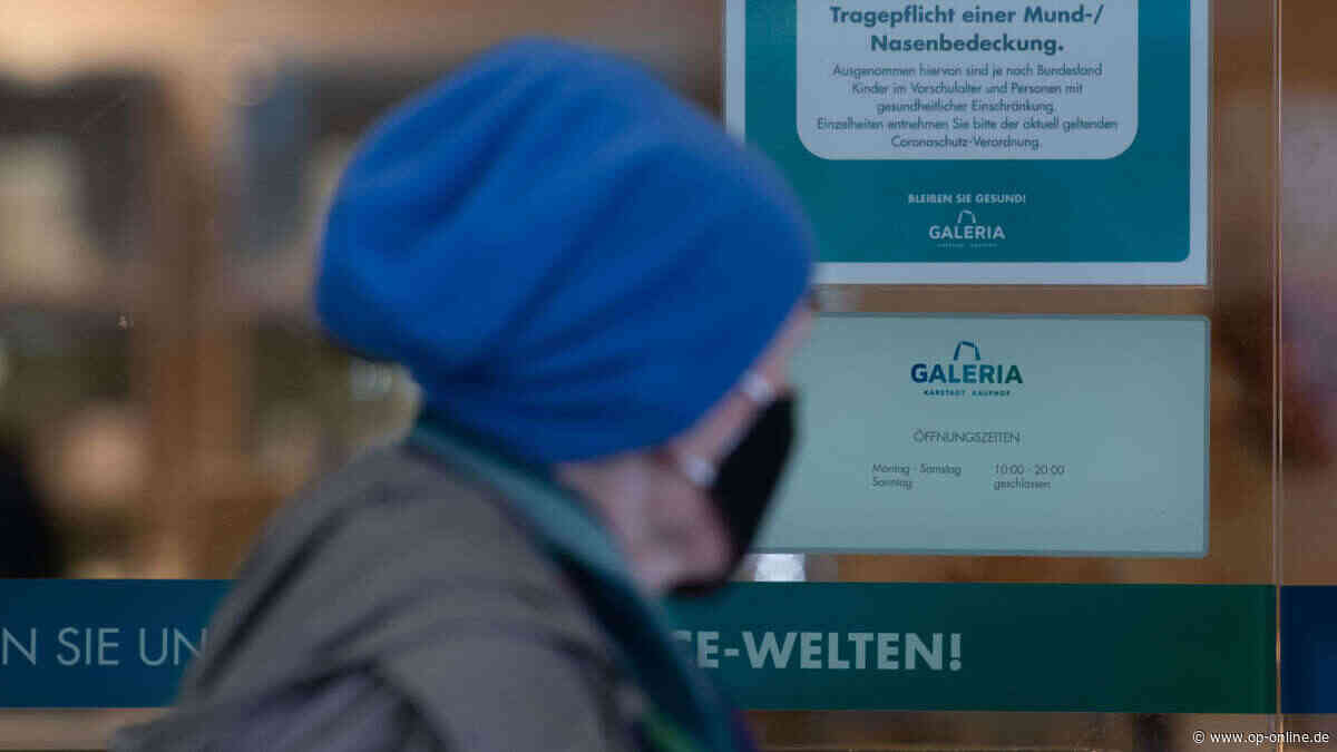 Corona in Offenbach/Hanau: Inzidenz schnellt in die Höhe - Mitarbeiter des Offenbacher Gesundheitsamts in Q... - op-online.de