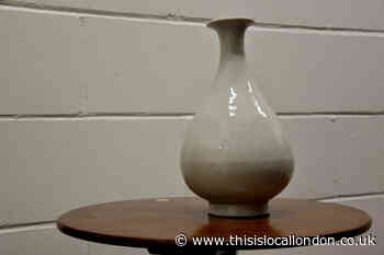Charlton: Police seize stolen Ming vase worth £2.5 million