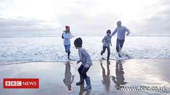 Coronavirus: What do Covid rules mean for half-term holidays?