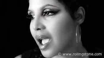 Toni Braxton Narrates Broken Relationship in ‘Gotta Move On’ Video