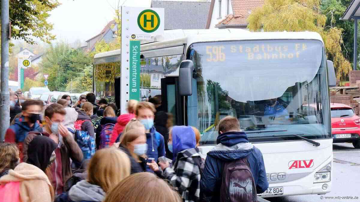 Landkreis Waldeck-Frankenberg reagiert auf Kritik: Mehr Busse im Schülerverkehr - wlz-online.de