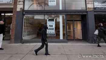 Ontario reports record 978 new COVID-19 cases