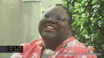 Students Rising Above: Oakland Scholar And Entrepreneur Shows Deep Faith In Herself - CBS San Francisco