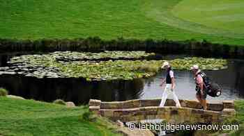Late birdies let Justin Thomas keep slim lead at Sherwood - Lethbridge News Now