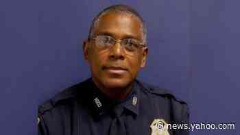 Houston officer killed two weeks before retirement - Yahoo News