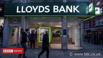Covid-19: Lloyds staff to work from home until spring