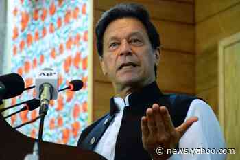 Pakistan&#39;s PM Khan accuses Macron of &#39;attacking Islam&#39;