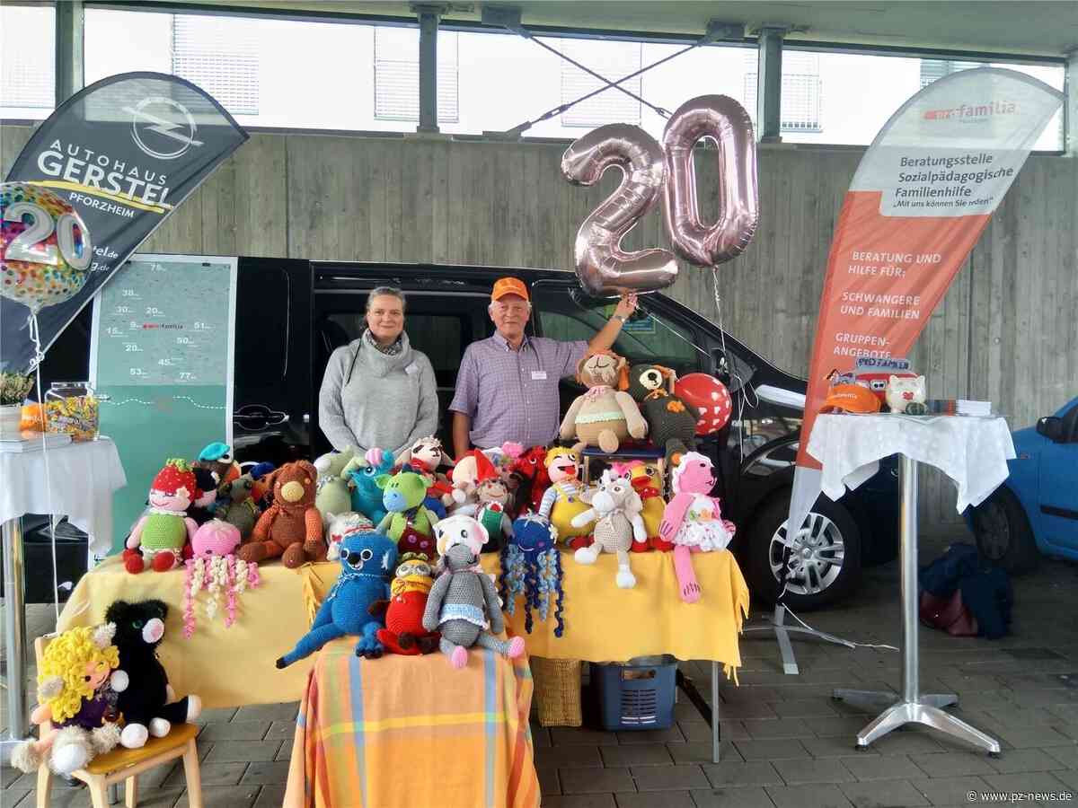 Häkeltiere für einen „Lastesel“ der Sozialpädagogischen Familienhilfe in Pforzheim - Pforzheim - Pforzheimer Zeitung