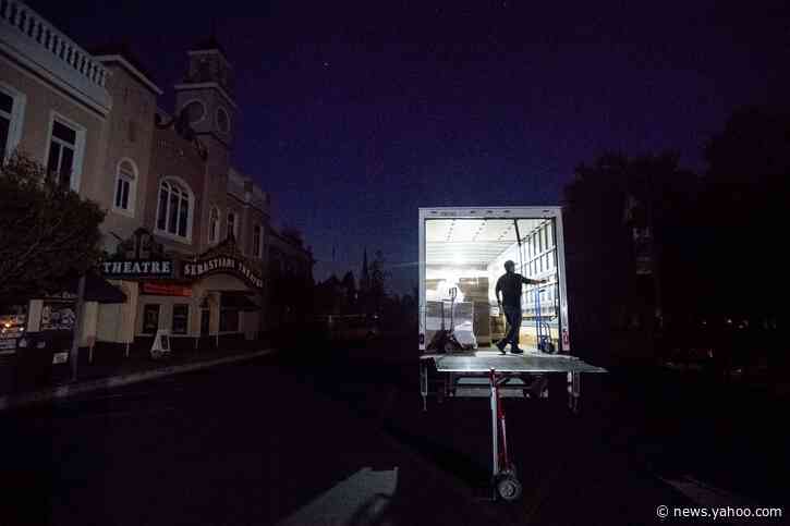 Californians see power shutoffs as winds, fire danger rise