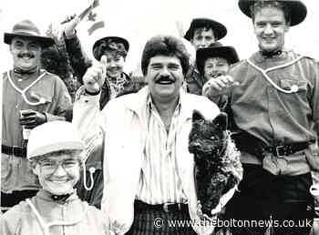 Starring role for Spit the Dog at Westhoughton Carnival