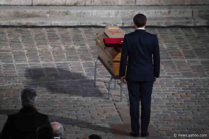France says stop boycott calls; Erdogan ups Macron insults