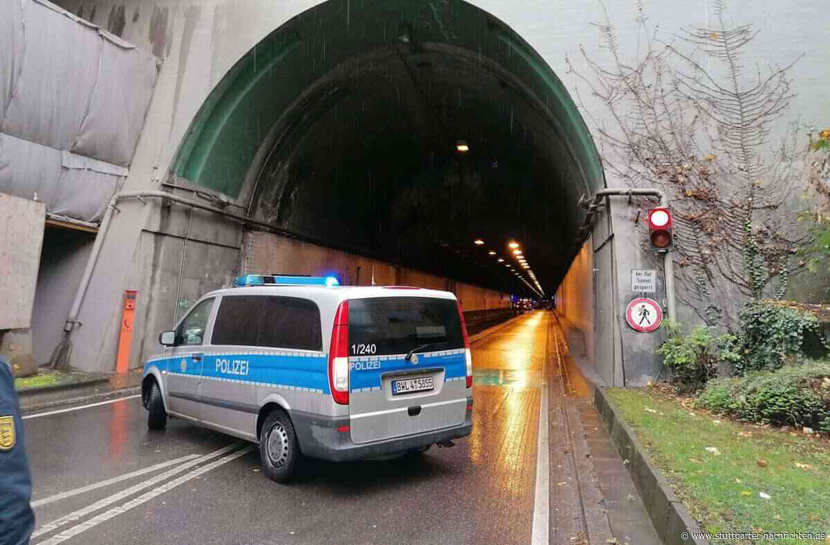 Stuttgart-Mitte - Wagenburgtunnel war nach Auffahrunfall gesperrt - Stuttgarter Nachrichten