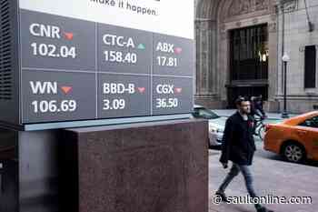 North American stock markets start the trading week lower, loonie down