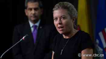 MPs vote to open investigation into federal COVID-19 response