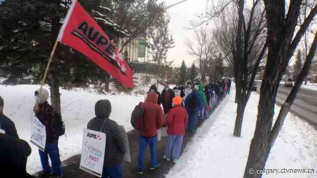 157 elective surgeries postponed after job action at hospitals: AHS