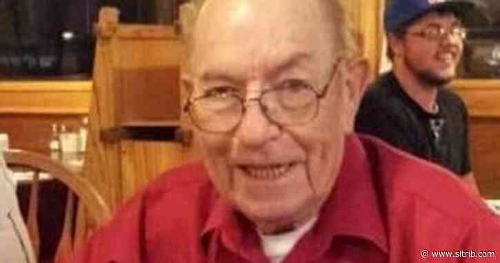 The Tribune’s first reader advocate — a mild-tempered news junkie — dies at 85