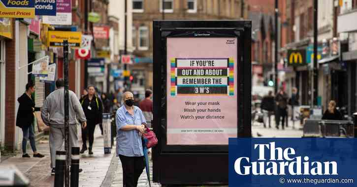 UK retail recovery slows sharply as Covid rise deters shoppers