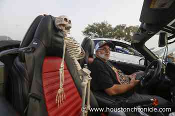 'A bad name': Houston car enthusiasts look to distance cruises, meets from ‘takeovers’ - Houston Chronicle
