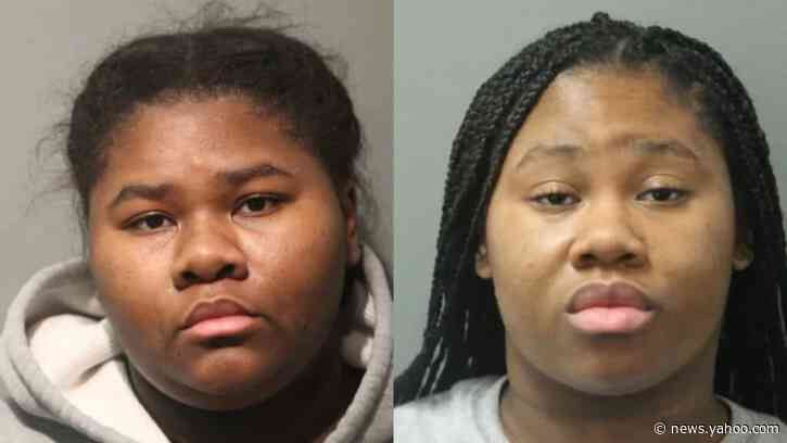 Chicago sisters accused of stabbing employee 27 times after being asked to wear a mask