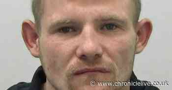 Thief pulled blade on neighbour who challenged him and threatened to 'slash him'