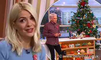 This Morning viewers FUMING to see a Christmas tree has been erected on set in October