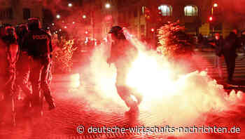 Will die italienische Regierung das Militär gegen Anti-Corona-Demonstranten einsetzen?