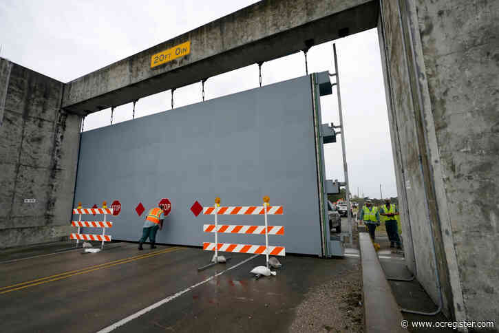 Louisiana readies for Hurricane Zeta’s arrival