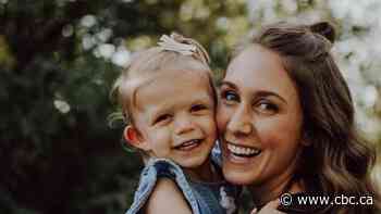 Regina mother urges pregnant women to get tests to avoid ectopic pregnancy complications