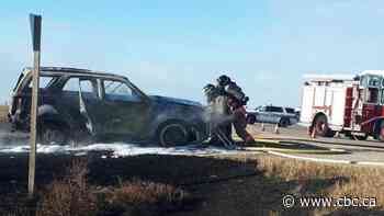 Saskatoon firefighters prevent wildfire Monday morning - CBC.ca