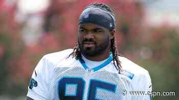 Without a trade partner, Cowboys cut Poe, Worley