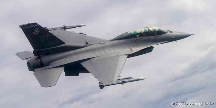 US Air Force F-16s intercepted an unresponsive aircraft flying over a Trump rally in Arizona