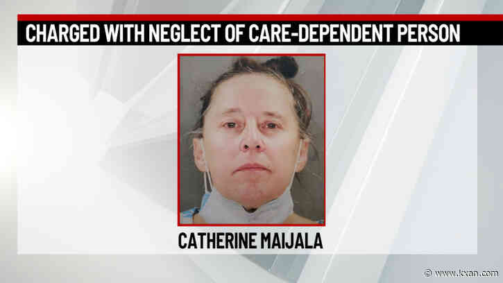 Police: Woman covered care-dependent husband with kitty litter after accident